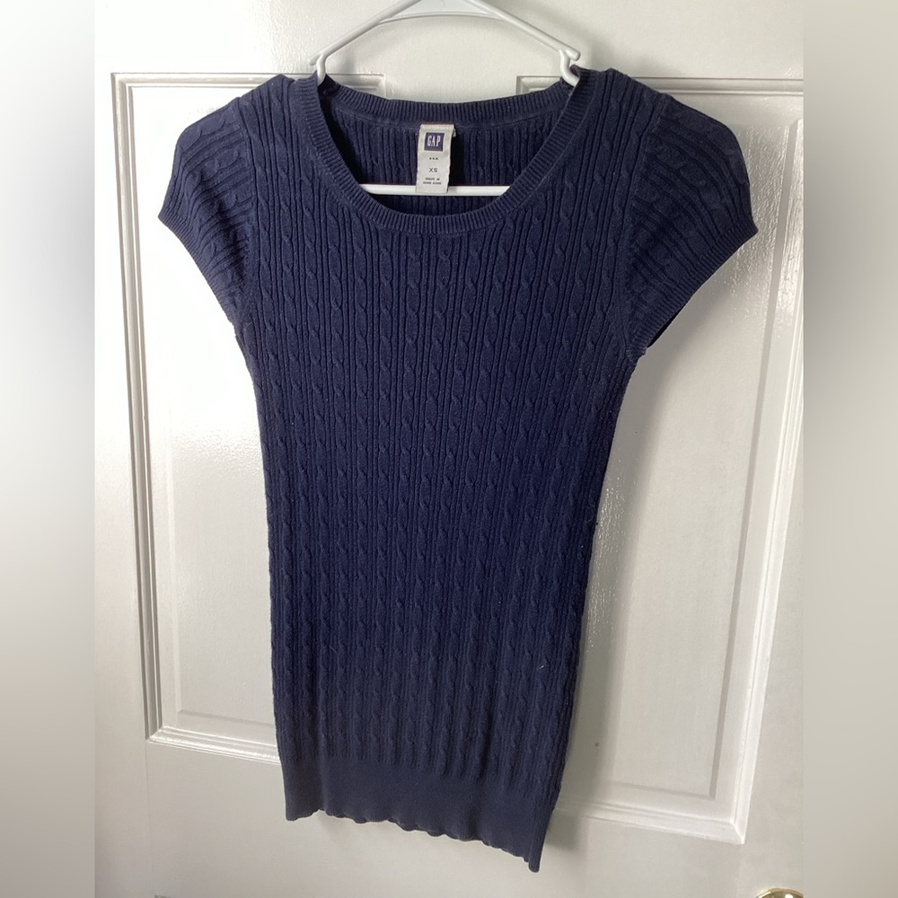 Gap cable knit short sleeve navy sweater - XS